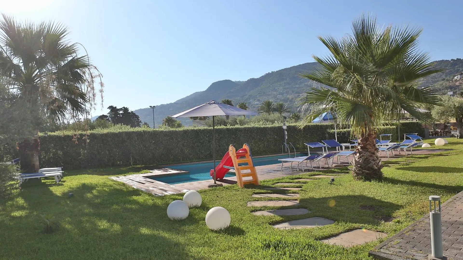 Apartment Luna Lascari